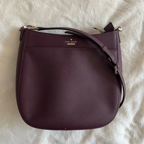 kate spade Handbags - Large Kate Spade Crossbody